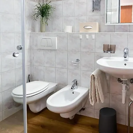 Apartment Suot Staz 10 *