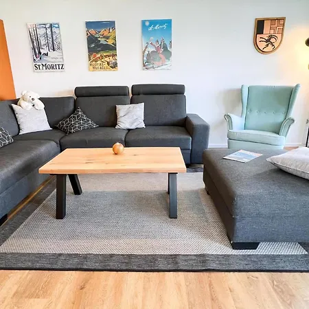 Suot Staz 10 Apartment *